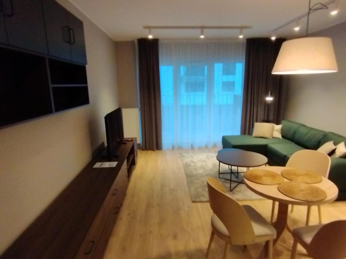Fantastyczny Apartament Lotnisko Posen Exterior foto